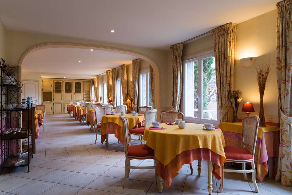 Hôtel Mireille Arles Comodidades foto
