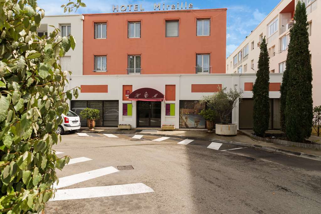 Hôtel Mireille Arles Exterior foto